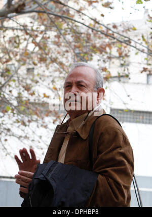 Palma de Majorque, Espagne. 14Th Jan, 2014. Juge d'instruction José Castro quitte le palais de justice à Palma de Majorque, le 14 janvier 2014. La princesse Cristina d'Espagne, fille du roi Juan Carlos, apparaîtra devant lui le 8 février 2014, de témoigner sur la fraude fiscale et le blanchiment de l'accusation, elle nie, mais a décidé de ne pas faire appel. C'est la première fois qu'un membre de la famille royale peuvent témoigner que l'objet de la procédure pénale depuis Juan Carlos est sorti de l'exil, pour récupérer le trône après la fin de la dictature de Francisco Franco en 1975. Credit : zixia/Alamy Live News Banque D'Images