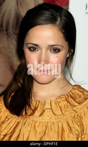 13 octobre 2006 - New York, New York, États-Unis - K50329ML.Premiere pour Marie Antoinette au Alice Tully Hall de New York City. .10-13-2006. / 2006.ROSE BYRNE(Image Crédit : © Mitchell Levy/Photos/ZUMAPRESS.com) Globe Banque D'Images