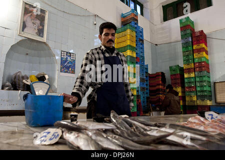 Mar. 08, 2006 - Tripoli, Libye - marché aux poissons. (Crédit Image : ©/ZUMAPRESS.com) Lukasova Veronika Banque D'Images