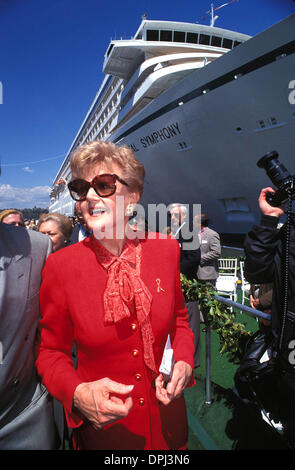 26 septembre 2006 - Angela Lansbury ASSISTE À CRYSTAL SYMPHONY CRUISESHIP GALA À NEW YORK 05-03-1995. MARK PHILLIPS- - 17006(Credit Image : © Globe Photos/ZUMAPRESS.com) Banque D'Images