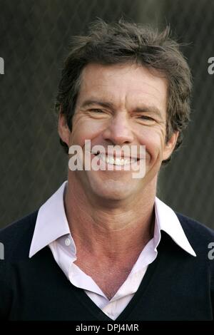 10 janvier 2006 - Hollywood, Los Angeles, USA - Dennis Quaid.acteur.Dennis Quaid, Walk of Fame.HOLLYWOOD, LOS ANGELES, USA.16-Nov-05.LAP60708.K46239.(Image Crédit : © Globe Photos/ZUMAPRESS.com) Banque D'Images