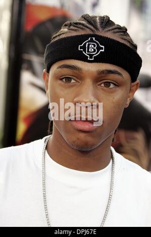 15 septembre 2006 - Universal Studios, LOS ANGELES, USA - BOW WOW.chanteur et acteur.THE FAST AND THE FURIOUS : TOKYO DRIFT.StudiosWALK, Universal Studios, LOS ANGELES, USA.06-04-2006.LAR71615.K49928.(Image Crédit : © Globe Photos/ZUMAPRESS.com) Banque D'Images