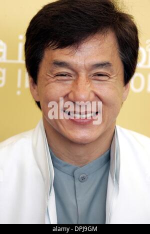 10 octobre 2006 - 63e Festival du Film de Venise, Venise, Italie - JACKIE CHAN.acteur.ROB-B-HOOD, PHOTOCALL.63ème FESTIVAL DU FILM DE VENISE, Venise, Italie.08-Sep-06.LAS73517.Crédit : - K50574(Image : © Crédit Photos Globe/ZUMAPRESS.com) Banque D'Images