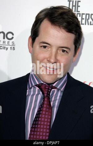 21 février 2006 - Century City, Los Angeles, USA - Matthew Broderick.acteur.LE PRODUCTEURS, PREMIER.SIÈCLE Century City, Los Angeles, USA.12-12-2005.LAP62299.K46899.par crédit (crédit Image : © Globe Photos/ZUMAPRESS.com) Banque D'Images