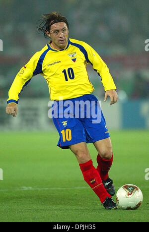 12 mai 2006 - L'EQUATEUR V CROATIE - ALEX AGUINAGA.L'EQUATEUR.STADE INTERNATIONAL DE YOKOHAMA.EQUATEUR V CROATIE.13/06/2002.dib4632.K47872.APERÇU DE LA COUPE DU MONDE 2006.(Image Crédit : © Globe Photos/ZUMAPRESS.com) Banque D'Images