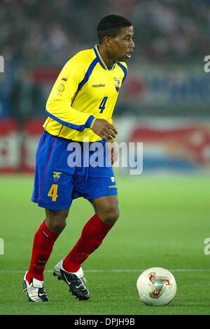 12 mai 2006 - L'EQUATEUR V CROATIE - ULISES DE LA CRUZ.L'EQUATEUR.STADE INTERNATIONAL DE YOKOHAMA.EQUATEUR V CROATIE.13/06/2002.dib4621.K47872.APERÇU DE LA COUPE DU MONDE 2006.(Image Crédit : © Globe Photos/ZUMAPRESS.com) Banque D'Images