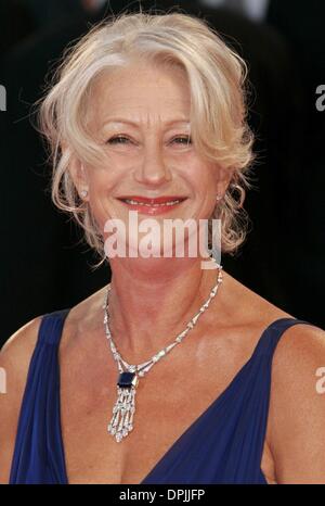28 octobre, 2006 - Venise, Italie - Helen Mirren.ACTRICE.63ème FESTIVAL DU FILM DE VENISE.Venise, Italie.09-Sep-06.DIE19099.Crédit : - K51014(Image : © Crédit Photos Globe/ZUMAPRESS.com) Banque D'Images