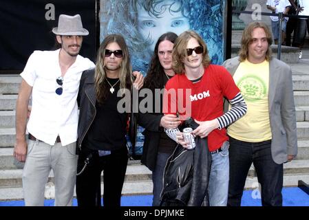 18 juillet 2006 - New York, NY, USA - 17 juillet 2006 - New York, NY - Silvertide assiste à première de dame dans le film de l'eau présenté par Warner Bros Pictures à l'American Museum of Natural History. Crédit : Anthony G. Moore/ K49025(AGA Image : © Crédit Photos Globe/ZUMAPRESS.com) Banque D'Images