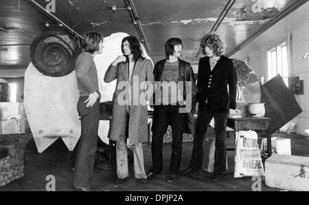 22 févr. 2006 - LED ZEPPELIN À SAN FRANCISCO 1969.JIMMY PAGE ROBERT PLANT JOHN PAUL JONES et John Bonham. ROBERT STINNETT-(PHOTOS Image Crédit : © Globe Photos/ZUMAPRESS.com) Banque D'Images