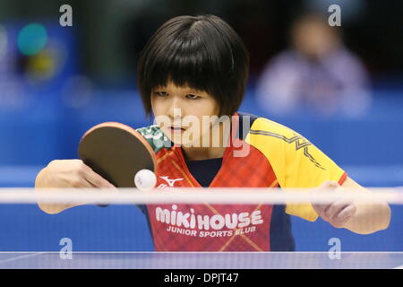 Tokyo Metropolitan Gymnasium, Tokyo, Japon. 14Th Jan, 2014. Kasumi Kimura, le 14 janvier 2014 - Tennis de Table Tennis de Table : Tous les championnats du Japon Junior des célibataires au Tokyo Metropolitan Gymnasium, Tokyo, Japon. Credit : AFLO SPORT/Alamy Live News Banque D'Images