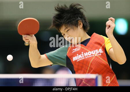 Tokyo Metropolitan Gymnasium, Tokyo, Japon. 14Th Jan, 2014. Kasumi Kimura, le 14 janvier 2014 - Tennis de Table Tennis de Table : Tous les championnats du Japon Junior des célibataires au Tokyo Metropolitan Gymnasium, Tokyo, Japon. Credit : AFLO SPORT/Alamy Live News Banque D'Images