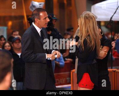 15 septembre 2006 - NBC'S aujourd'hui l'ÉTÉ TOYOTA CONCERT SERIES A EU LIEU À LA NBC STUDIOS À Rockefeller Center, NEW YORK.09-15-2006. ANDREA 2006- RENAULT.Matt Lauer.K49865AR(Image Crédit : © Globe Photos/ZUMAPRESS.com) Banque D'Images