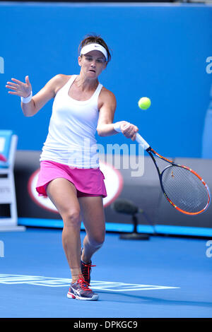 Melbourne, Australie. 15 Jan, 2014. Casey Dellacqua de l'Australie en action sur la troisième journée de l'Open d'Australie de Melbourne Park. Credit : Action Plus Sport/Alamy Live News Banque D'Images