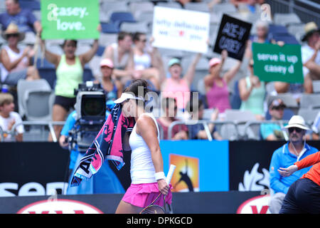 Melbourne, Australie. 15 Jan, 2014. Casey Dellacqua de l'Australie en action sur la troisième journée de l'Open d'Australie de Melbourne Park. Credit : Action Plus Sport/Alamy Live News Banque D'Images