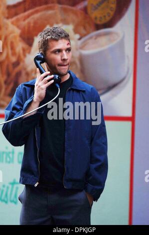 13 octobre 2006 - New York, New York, USA - K50215AR .Ryan Phillippe tournage sur son nouveau film. La ville de New York. 10-12-2006 . Andrea Renault / 2006.(Image Crédit : © Globe Photos/ZUMAPRESS.com) Banque D'Images