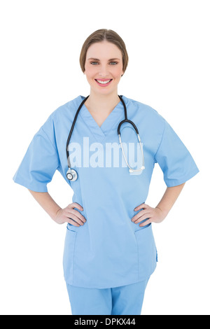 Femme médecin en mettant ses mains sur ses hanches Banque D'Images