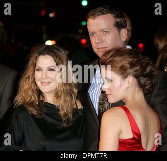 Le 15 décembre 2006 - Graumans Chinese, Hollywood, Los Angeles, USA - Drew Barrymore, MCG, KATE MARA.DIRECTEUR ET ACTEURS.NOUS SOMMES MARSHALL - PREMIERE -.GRAUMAN'S CHINESE, Hollywood, Californie .12-14-2006.K51115(Image Crédit : © Globe Photos/ZUMAPRESS.com) Banque D'Images