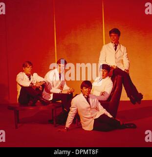 18 déc., 2006 - Dave Clark Five.Lenny Davidson, Dave Clark, Rick Huxley, Denis West Payton et Mike Smith. JAY THOMPSON-(Image Crédit : © Globe Photos/ZUMAPRESS.com) Banque D'Images