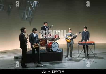 18 déc., 2006 - Z8623.LE DAVE CLARK FIVE EN 1964.DENIS PAYTON.DENISPAYTONRETRO. JAY THOMPSON-(PHOTOS Image : © Crédit Photos Globe/ZUMAPRESS.com) Banque D'Images