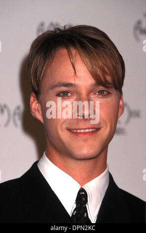 20 juillet 2006 - K1157LR.25E AMERICAN MUSIC AWARDS LOS ANGELES CA 01-26-1998.BRYAN WHITE. LISA ROSE-(PHOTOS Image : © Crédit Photos Globe/ZUMAPRESS.com) Banque D'Images