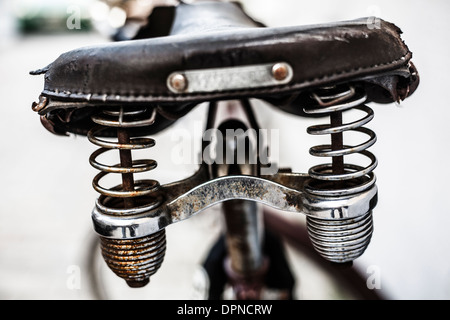 Ancienne selle de vélo Banque D'Images