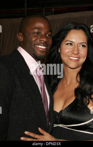 5 janvier 2006 - Hollywood, Californie, USA - DEREK LUKE ET FEMME -.GLOIRE ROAD -PREMIÈRE MONDIALE -.Pantages Theatre, à Hollywood, Californie - .01-05-2006 -. NINA PROMMER/ 2006.K46332NP.(Image Crédit : © Globe Photos/ZUMAPRESS.com) Banque D'Images