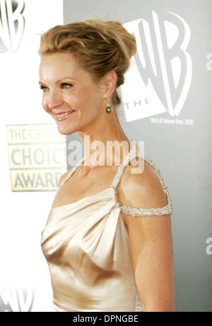 9 janvier 2006 - Santa Monica, Californie, USA - JOAN ALLEN -.Le 11ème Critics Choice Awards annuels -.SANTA MONICA CIVIC AUDITORIUM -.SANTA MONICA, Californie - .01-09-2006 -. NINA PROMMER/ 2006.K46335NP.(Image Crédit : © Globe Photos/ZUMAPRESS.com) Banque D'Images