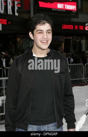 19 mars 2006 - Hollywood, Californie, USA - JOSH PECK -.ICE AGE THE MELTDOWN - PREMIÈRE MONDIALE -.le Grauman's Chinese Theatre, à Hollywood, Californie - .03-19-2006 -. NINA PROMMER/ 2006.K47237NP.(Image Crédit : © Globe Photos/ZUMAPRESS.com) Banque D'Images