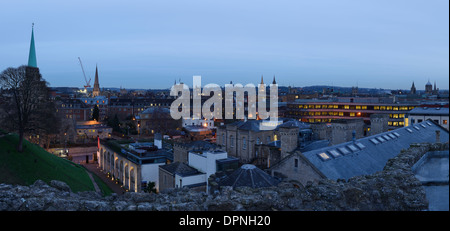 Centre-ville d'Oxford skyline vue du château Banque D'Images