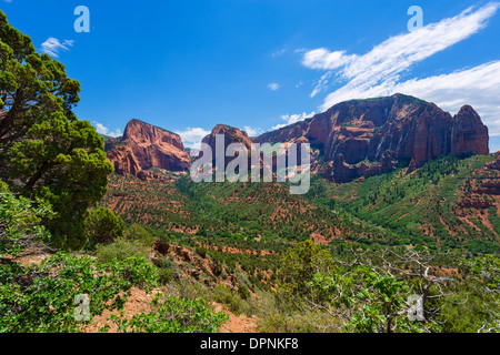 Vue depuis l'est dans l'Kolob Canyon Road section Kolob Canyons de Zion National Park, Utah, USA Banque D'Images