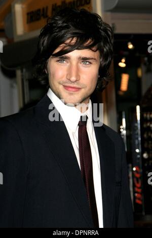 13 déc 2006 - Hollywood, Californie, USA - MATT DALLAS -.Le voile peint - PREMIERE - ARCLIGHT.THEATER, Hollywood, Californie - 12-13-2006 - .. NINA PROMMER/ 2006.K50941NP(Image Crédit : © Globe Photos/ZUMAPRESS.com) Banque D'Images