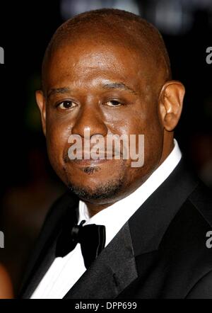 19 octobre 2006 - L'Odeon, Leicester Square, London - K50353.FOREST WHITAKER.acteur.Le dernier roi d'Ecosse, Royaume-Uni PREMIER.L'Odeon, Leicester Square, Londres.18 Octobre 2006.Die19293.Le Times BFI London Film Festival. Kendall Stewart/ / 2006(Credit Image : © Photos Globe/ZUMAPRESS.com) Banque D'Images