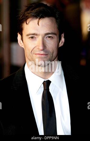 5 novembre 2006 - L'Odeon West End, LONDRES, ANGLETERRE - K50599.Hugh Jackman...ARRIVE POUR LE UK FILM PREMIERE DU PRESTIGE À L'ODÉON WEST END, Leicester Square à Londres... le 05/11/2006. TIM MATTHEWS //(2006 Image Crédit : © Globe Photos/ZUMAPRESS.com) Banque D'Images