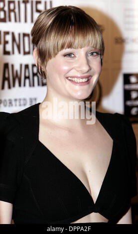 Le 29 novembre 2006 - Palais d'Hammersmith, LONDRES, ANGLETERRE - Romola Garai.actrice..ARRIVE POUR LE BRITISH INDEPENDENT FILM AWARDS 2006 À L'HAMMERSMITH PALAIS DE LONDRES.11-29-2006.K50910. - Crédit photos(Image : © Photos Globe/ZUMAPRESS.com) Banque D'Images