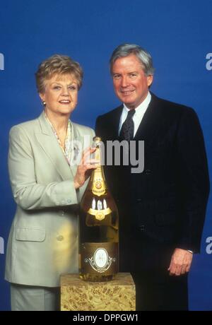 22 septembre 2006 - Angela Lansbury AVEC JOSEPH WATTERS.Crystal Cruises 1995.Un ADH11343.FOURNI PAR (crédit Image : © Globe Photos/ZUMAPRESS.com) Banque D'Images