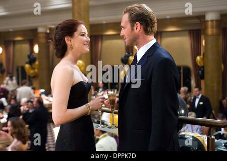 11 avril 2006 - Jacinda Barrett que Maggie James et Josh LUCAS, Dylan Johns dans PicturesÃ• Warner Bros. et virtuelle StudiosÃ• action aventure Ã'Poseidon.Ã" Le film a également étoiles Kurt Russell et Richard Dreyfuss.. .TV-film encore. Fourni par K47740ES.(Image Crédit : © Globe Photos/ZUMAPRESS.com) Banque D'Images