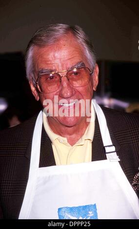 10 janvier 2006 - Ed McMahon . EDMCMAHONRETRO Freeman-Michelson- 1994.Crédit(Image : © Photos Globe/ZUMAPRESS.com) Banque D'Images