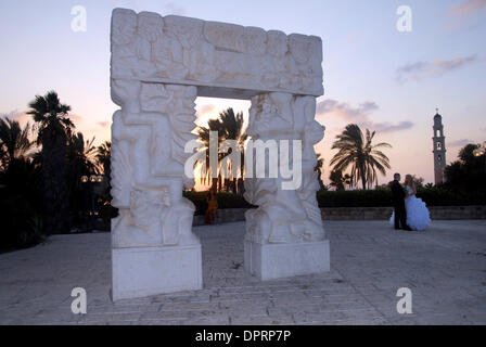 Dec 31, 2008 - Tel-Aviv, Israël - la ville israélienne de Jaffa, Haifa ,que Yafa également connu sous le nom de Japho, Joppé est une ancienne ville portuaire située au sud de Tel Aviv, Israël, sur la mer Méditerranée.Il est mentionné quatre fois dans la Bible hébraïque, comme l'une des villes à tribu de Dan comme port d'entrée pour les cèdres du Liban pour le Temple de Salomon comme le lieu d'où le prophète Jonas embarke Banque D'Images