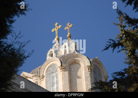 Dec 31, 2008 - Jérusalem, Israël - l'église Holy Trinity à Jérusalem Israël au Quartier russe. Le Carré russe, également connu comme l'Migrash Harusimis l'un des plus anciens quartiers dans le centre de Jérusalem, y compris quelques bâtiments du gouvernement et une grande église. Le composé situé entre la rue Jaffa Israël Shivtey street et la rue des prophètes. (Crédit Image : © Rafael Ben- Banque D'Images