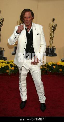 Feb 22, 2009 - Hollywood, Californie, USA - l'acteur Mickey Rourke à la 81e Academy Awards annuel tenu à le Kodak Theatre à Hollywood. (Crédit Image : © Paul Fenton/ZUMA Press) Banque D'Images