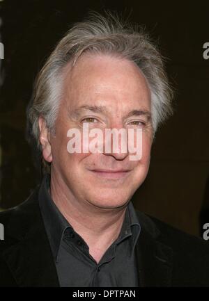 02 déc., 2008 - Los Angeles, Californie, USA - l'Acteur Alan Rickman au 'Le prix' Los Angeles Premiere tenue à l'Egyptian Theatre, à Hollywood. (Crédit Image : Â© Paul Fenton/ZUMA Press) Banque D'Images