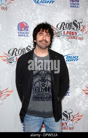 28 févr. 2009 - Greg Giraldo au cours de la Comedy Central Roast de Larry The Cable Guy, tenue à Warner Bros. Studio Lot, le 1 mars 2009, à Burbank, en Californie.. K61110MGE(Image : © Crédit Photos Globe/ZUMApress.com) Banque D'Images