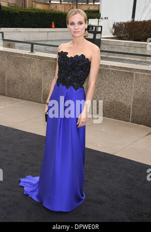 Mar 15, 2009 - New York, NY, USA - Diane Kruger à la Metropolitan Opera Gala du 125e anniversaire. (Crédit Image : © Dan Herrick/ZUMA Press) Banque D'Images