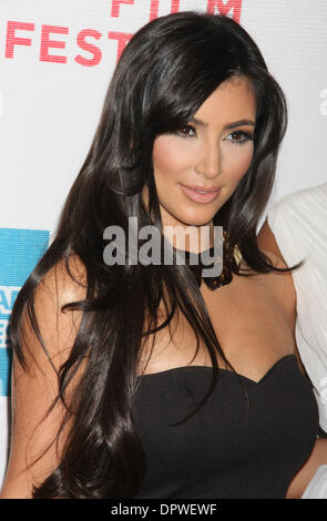 Apr 27, 2009 - New York, NY, USA - Kim Kardashian lors de la première de "Wonderful World" à la 8e édition du Festival du film de Tribeca. (Crédit Image : © Dan Herrick/KPA-Zuma Zuma/presse) Banque D'Images