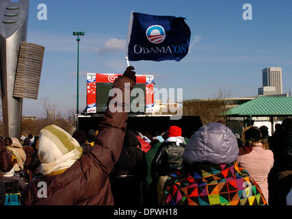 Jan 20, 2009 - Atlanta, Géorgie, États-Unis - Des milliers de gens se sont rendus, pour regarder le 56e cas d'investiture présidentielle au Parc du Centenaire en Géorgie. (Crédit Image : © Timothy L. Hale/ZUMA Press) Banque D'Images