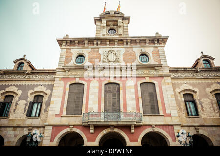 Barcelone, Espagne. 16 janvier 2014 : le parlement catalan dans le parc de la Ciutadella à Barcelone. Banque D'Images