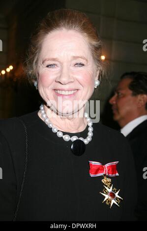 Mar 27, 2009 - New York, New York, USA - Actrice Liv Ullmann assiste à l'American-Scandinavian Foundation Gala annuel tenu à l'hôtel Pierre. (Crédit Image : Â© Nancy/Kaszerman ZUMA Press) Banque D'Images