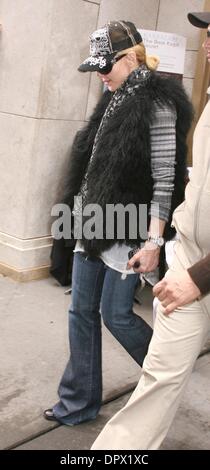 Mar 07, 2009 - New York, New York, USA - Singer MADONNA quitte le centre de la Kabbale. (Crédit Image : Â© Nancy/Kaszerman ZUMA Press) Banque D'Images
