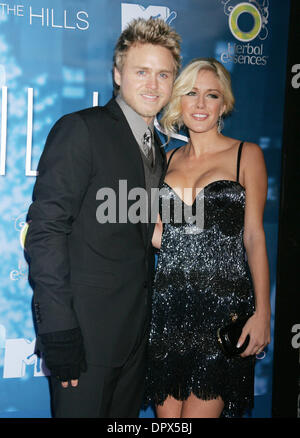 Dec 22, 2008 - New York, NY, USA - des personnalités de la télévision Spencer Pratt et Heidi Montag assister à 'The Hills' Saison 4 finale tenue à Tavern on the Green. (Crédit Image : © Nancy/Kaszerman ZUMA Press) Banque D'Images