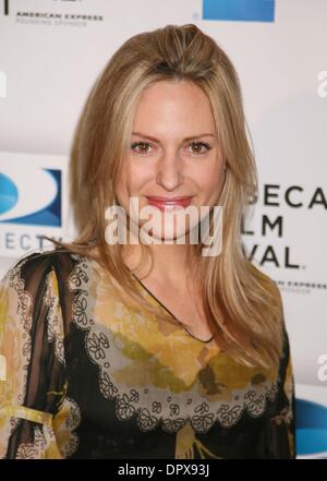 Apr 22, 2009 - New York, New York, USA - AMY MULLENS au New York premiere de 'ce qui marche' qui s'est tenue au cours de la 8e édition du Festival du film de Tribeca au Ziegfeld Theatre. (Crédit Image : Â© Nancy/Kaszerman ZUMA Press) Banque D'Images